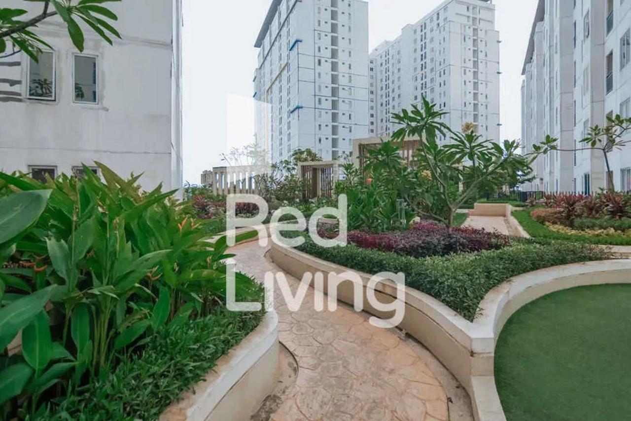 Redliving Apartemen Bassura City - Vina Tan Tower Flamboyan Джакарта Экстерьер фото